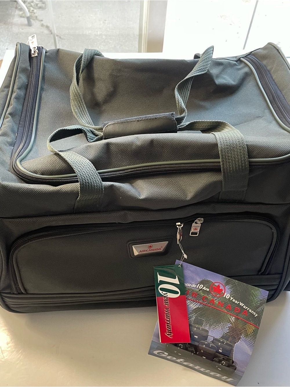 NWT Air Canada Getaway Travel Duffel Bag Underseat Carry On Gym Overnight